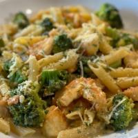 Chicken & Broccoli · Sautéed chicken tenderloins and broccoli served in a white wine garlic sauce with pasta.. Ma...