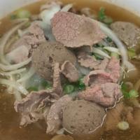  Pho Lao · Beef, meatball, tripe, rice noodles, served with bean spouts and basil leaves, and romaine l...