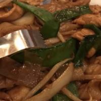 Chicken Chow Fun · Gluten free. Wide noodle.