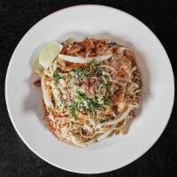 Pad Thai Ga · Rice noodle stir fried with chicken.