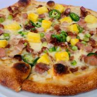 Hawaiian Tropic Pizza · fontina, pineapple, ham, bacon, jalapeno, scallion