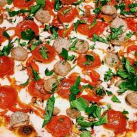 Fenway Supreme - Medium · Sweet Italian sausage, white mushrooms, roasted red peppers, basil, mozzarella balls, and re...