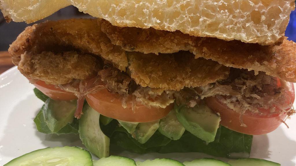 Chicken Chipotle · Fried chicken, bacon, avocado, lettuce, and tomato with chipotle mayo on housemade rosemary flatbread.  (Can be a wrap or sandwich, please specify)