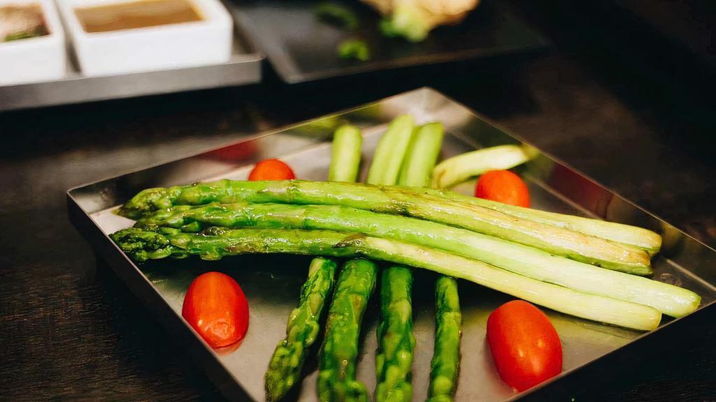 Grilled Asparagus · Gluten-free, vegan.