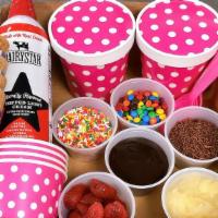 Pint Kit · Choose 2 pints worth of your favorite ice cream,  4 cones of your choice, and 6 toppings! Ki...