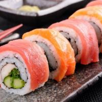 Color Sushi · Three pieces tuna and three pieces salmon.