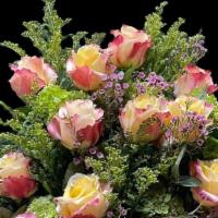 Rose Bicolor Arrangament · Roses all colors 20st
Solidago
Eucalyptus
Hydrangeas
include vase
