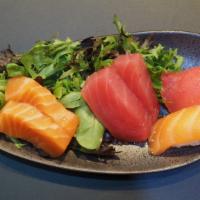 Sushi & Sashimi Sampler · (3 pcs sushi, 4 Pcs Sashimi)