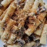 Rigatoni · wild mushroom | garlic cream | white truffle oil | paprika breadcrumb | parmesan