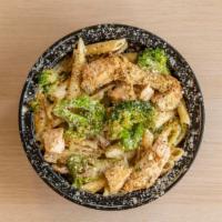 Chicken Ziti · Alfredo sauce, Chicken, Broccoli, Parmesan