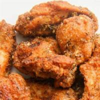Weekly Special: Chicken Wings Basket · 8 wings with French fries