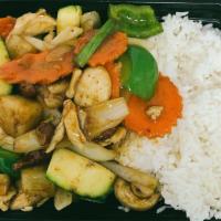 Chicken Cashew Nut (Combo) · Serves with white rice. 2 crab rangoons, and 2 fried chicken gyozas.
