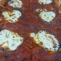 Margarita Pie · House Made tomato Sauce – Fresh Mozzarella – Basil