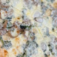 Napoli · White pizza with broccoli rabe, sausage, garlic, and provolone.