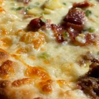 Crown Street - New Haven · yukon potatoes, bacon, sausage, braised beef, fontina and scallions