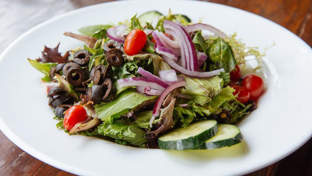 House · Spring Mix, Tomato, Cucumber, Red Onion, Black Olives