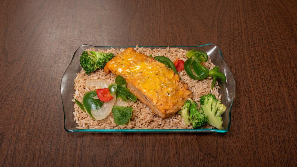 Salmon Rice Bowl · Salmon fried rice /w peppers onions and broccoli