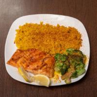 Salmon Platter With 2 Sides · 