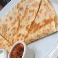 Steak & Avocado Quesadilla · Favorite. Jack cheese, scallions and chipotle aioli.

Consuming raw or undercooked meats, po...