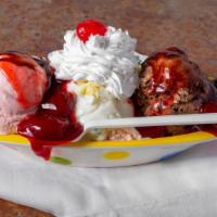 Hand Dipped Sundae (Large) · Three scoops of your favorite hand dipped ice creams, with your choice of up to two toppings...