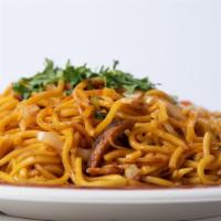  Chow Mein · Gluten. Stir fried noodles with onion, carrot, bell peppers, peas, cabbage and herbs.