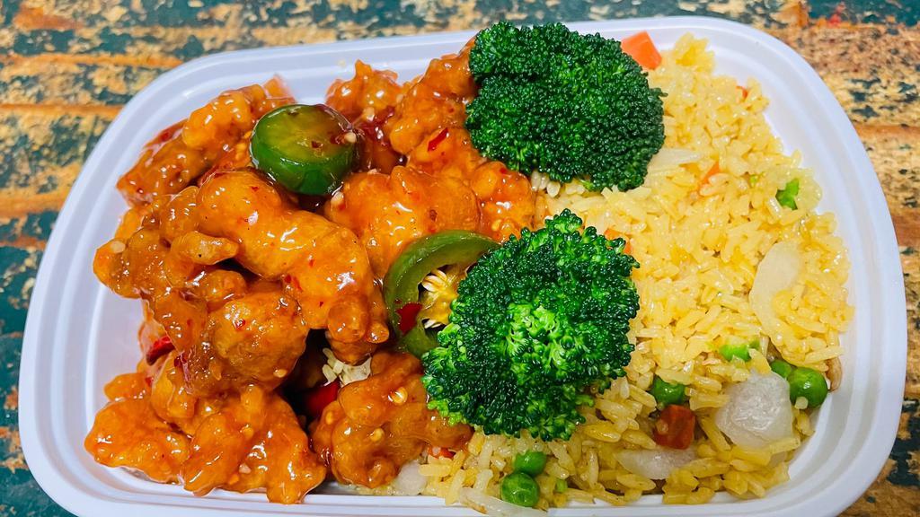 General Tso Chicken Combo Plate · Hot and spicy.