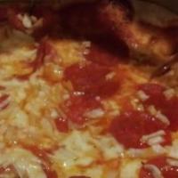 Bbq Chicken Pizza (Small) · Grilled chicken, mozzarella and BBQ sauce.