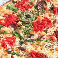 Spinach, Kalamata Olive & Roasted Garlic Pizza (16