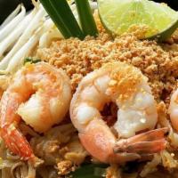 (Dinner) Pad Thai · Rice noodle stir fried with bean sprout, scallion, egg and ground peanut.
