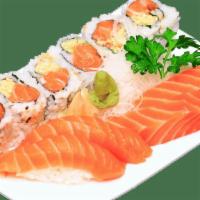 Sushi Box E · 2 pieces salmon sushi, 2 pieces salmon sashimi, and a spicy salmon roll.