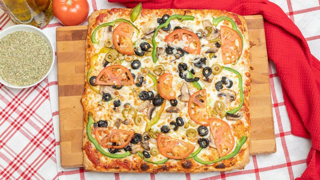 Veggie Lovers · Green peppers, mushrooms, onions, mushrooms, black & green olives, tomatoes, mozzarella cheese & homemade sauce.