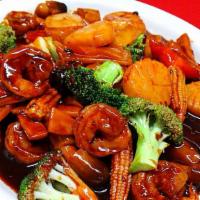 Shrimp & Scallops Hunan Style · Served with steamed rice. Spicy.