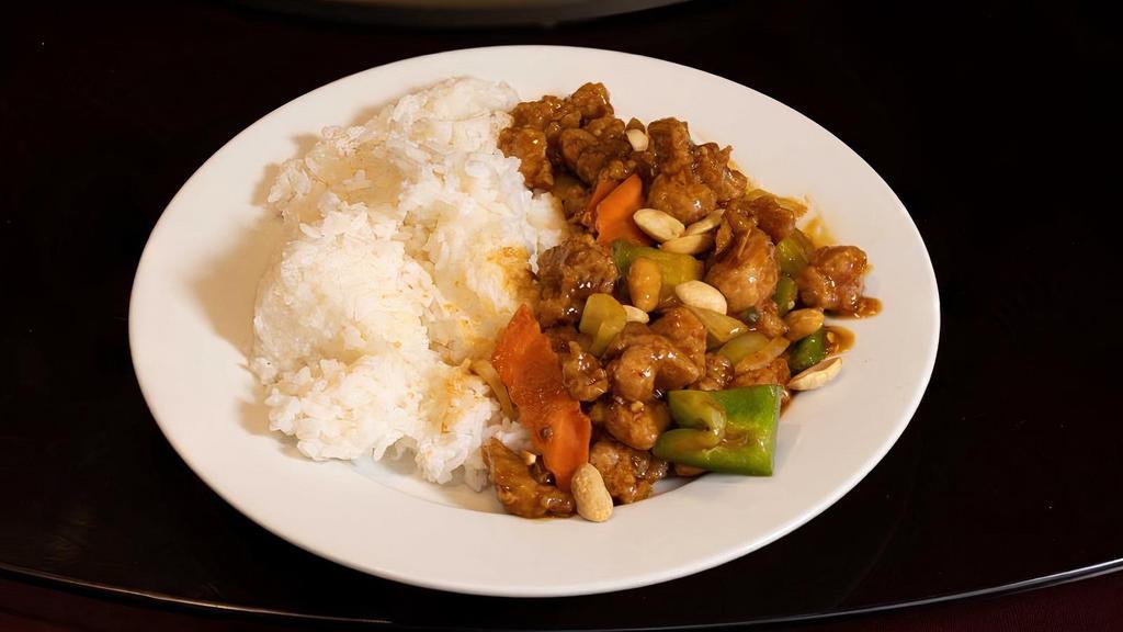 Kung Pao Chicken Value Combo · Spicy Kung Pao Chicken with peanuts and vegetables alongside of white rice served together in a combo meal.
