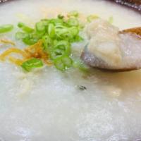 Frog Congee 田雞砂鍋粥 · Frog meat with Rice Porridge w. Pork Bone Soup base