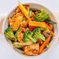 H05: Sizzling Chicken Pot (House) · Sliced chicken with mixed Chinese vegetables. Served in our house special pot that makes thi...