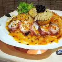 Hotate Hokkaiyaki Bomb · Baked octopus, crab stick, tobiko, scallop, and spicy mayo