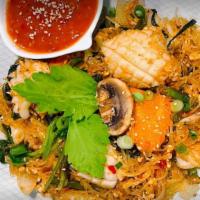 Suki Yaki · Thai style stir-fried vermicelli and vegetables with sukiyaki sauce and your choices of meat