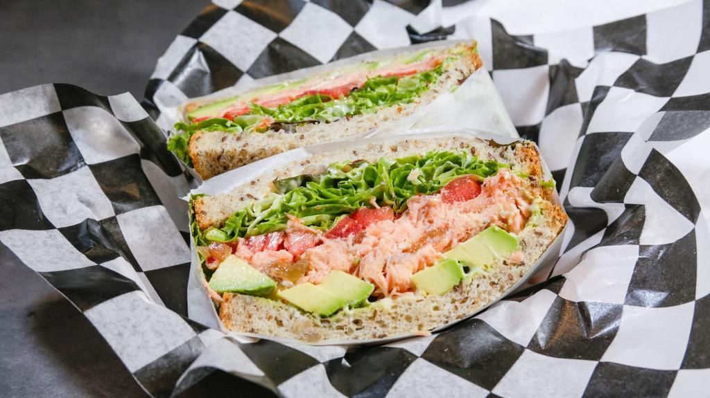 Salmon Avocado  · Sliced avacado, flaked smoked salmon, mixed greens, tomatoes, and red onions
