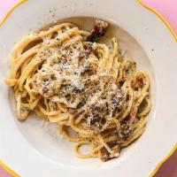 Spaghettoni  Carbonara · Guanciale, Egg, Pecorino