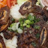 Com Tam Suon Bo Nuong · BBQ beef short ribs with broken rice.