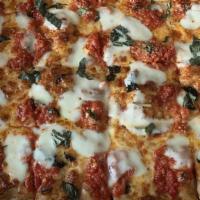 Grandpop’S · Thin Crust Square Pizza Topped with Fresh Garlic, Mozzarella Cheese, Marinara Sauce, Parmesa...