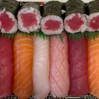 Sushi Regular · 7 pcs assorted sushi with California or Tuna roll