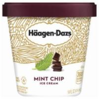 Haagen Dazs Mint Chip Ice Cream (14 Oz) · 