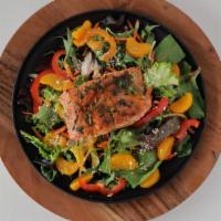 Salmon Honey & Citrus · Mix greens, carrots, mandarin, sesame seeds topped with honey and ginger dressing.
