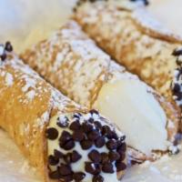 Cannoli With Chocolate Chip · 
