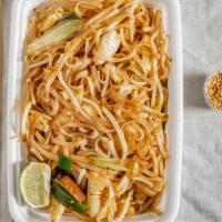 Pad Thai (Not Spicy) · Rice noodle, eggs, peanut, scallion and bean sprout.