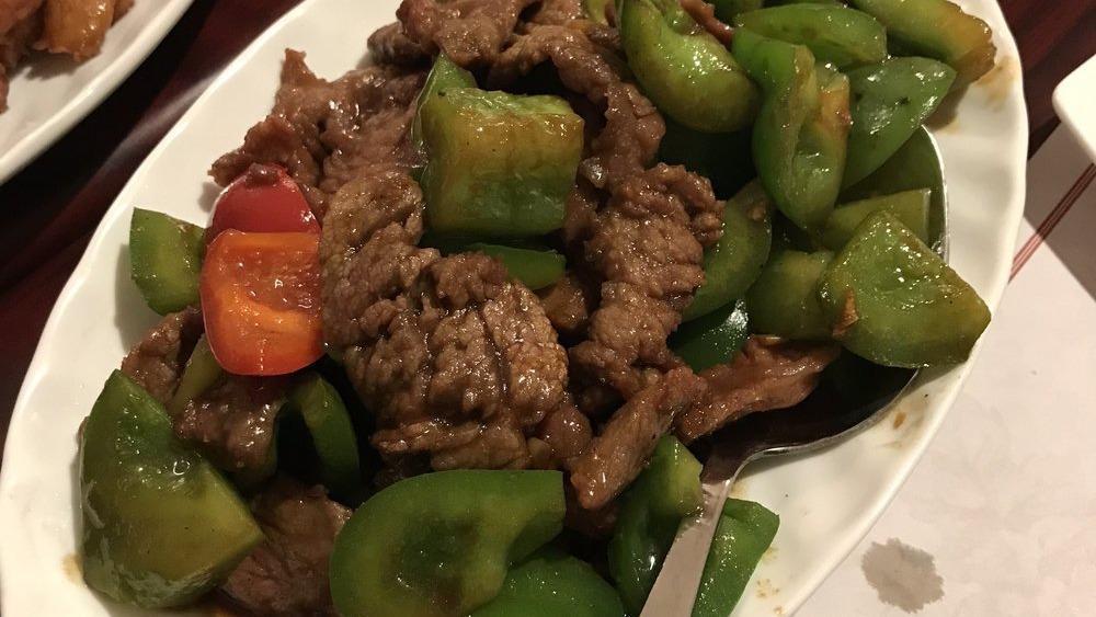 Beef With String Bean & Black Pepper · 