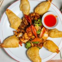 Seven Stars Around The Moon · Lobster, scallops, crabmeat, beef, chicken and roast pork with broccoli, Chinese vegetable, ...