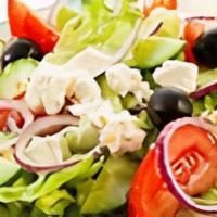 Dinner Salad · Lettuce, roma tomatoes, black olives, croutons.