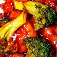 Ch17. Orange Beef Or Chicken · Hot & Spicy. Beef dipped in light batter and sauteed with broccoli in a hot orange sauce.